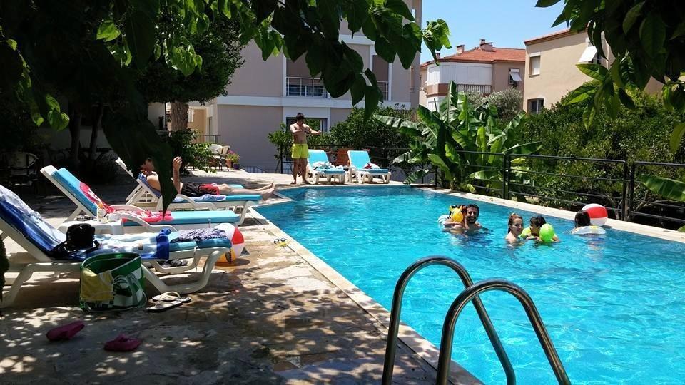 Parla Apart Hotel Кешме Экстерьер фото