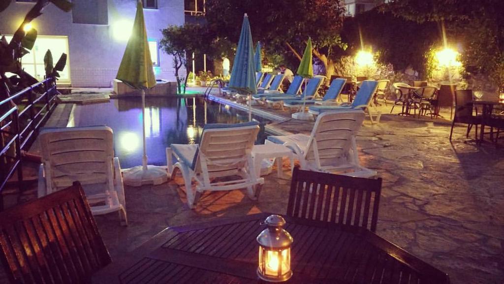 Parla Apart Hotel Кешме Экстерьер фото
