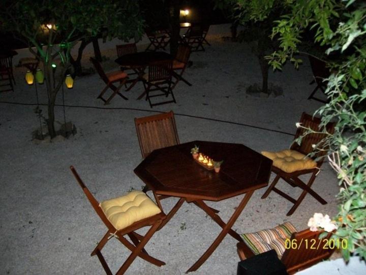 Parla Apart Hotel Кешме Экстерьер фото