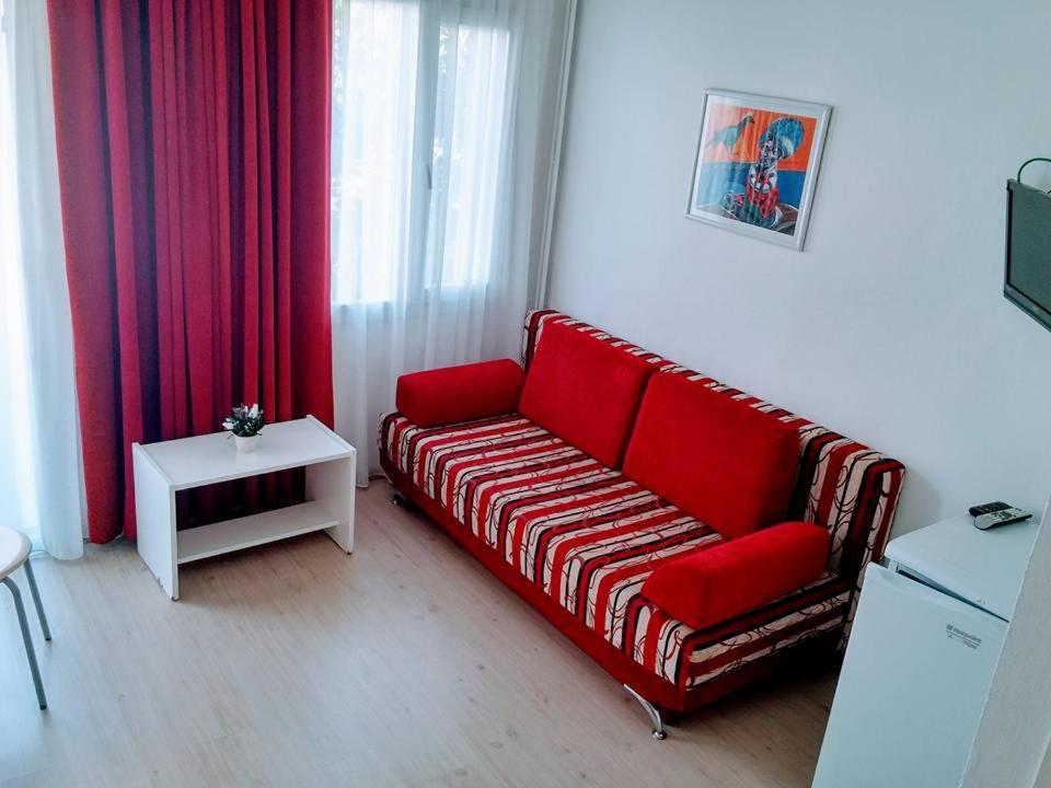 Parla Apart Hotel Кешме Экстерьер фото